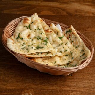 GARLIC NAAN